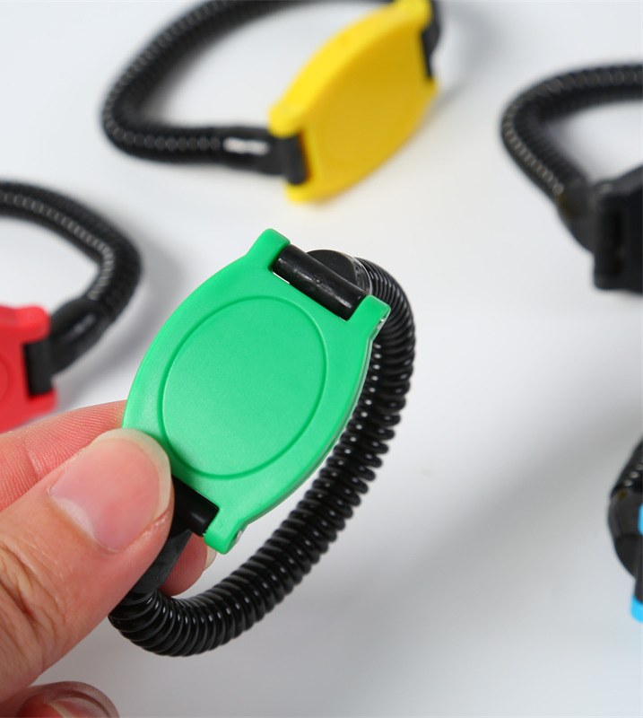 Plastic RFID Wristband — TK4100, Outdoor Access Band — Product Details 2